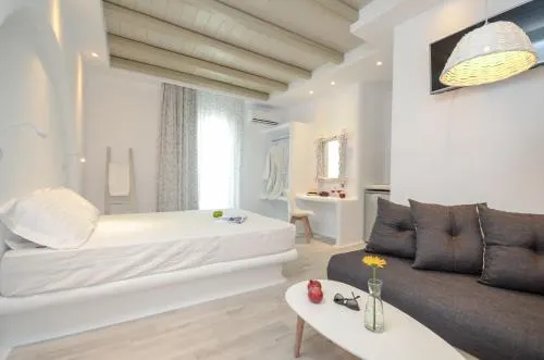 Naxian Spirit Suites & Apartments - Image 1