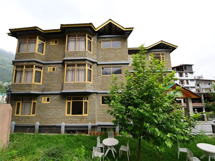 OYO Premium Himalayan View - Image 1