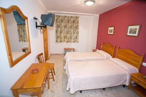 Hostal Miguel y Juani - Image 1