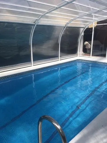 Casa Rivas con piscina abierta todo el ano - Image 1