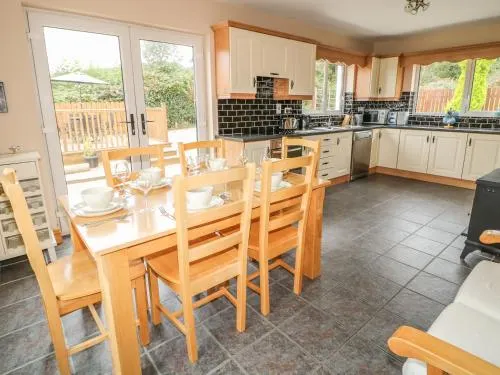 Kate's Cottage Rathmullan - Image 1