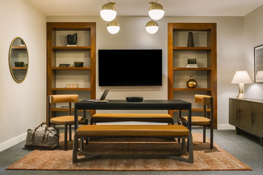 The Plymouth Premier 3BR Suites by Sonder - Image 1