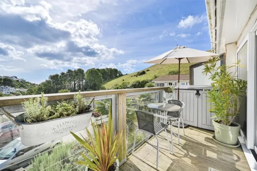 Stunning Compact Apartment Just Outside Looe - Image 1