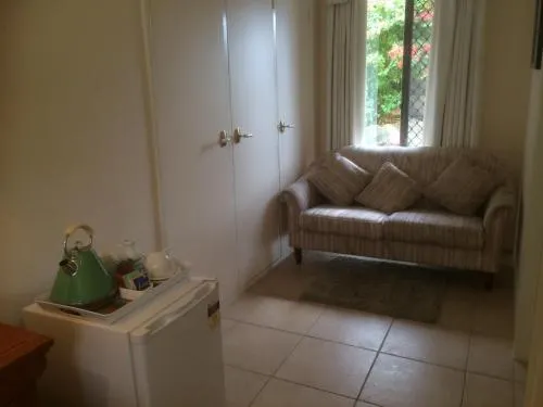Nivalis Bed And Breakfast - Image 1