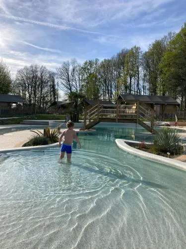 Camping Dun-le-Palestel - Image 1
