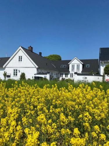 Vejle Golf Bed & Breakfast - Image 1