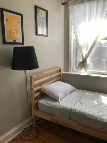 Doucet Guesthouse - Image 1