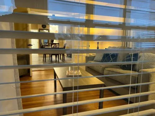 A new Renovated cozy three Bedrooms APT - Image 1