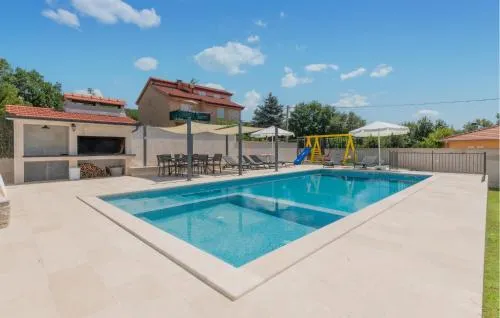 4 Bedroom Stunning Home In Imotski - Image 1