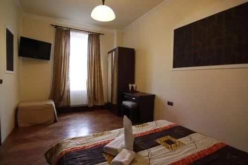 Pensiunea Casa Romana I - Image 1