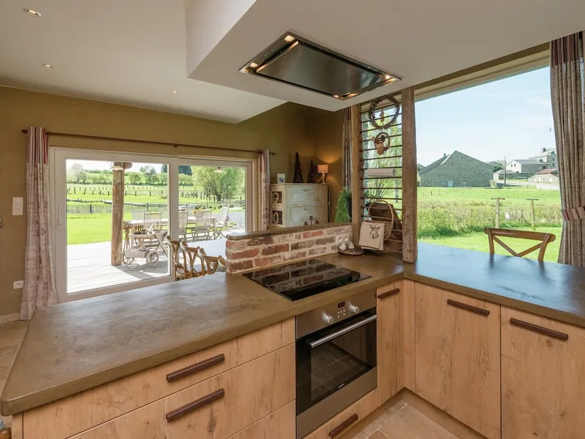 Bertrix Hot Tub & Garden Stay - Image 1