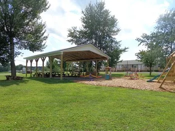Fair Haven Motel & Cabins - Image 1