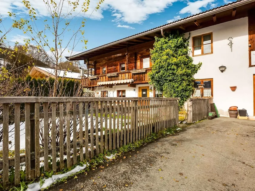 House in Jochberg for 16 people with 6 rooms Ref. 617763 - Image 1
