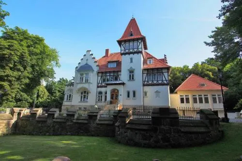 Hotel Schlossvilla Derenburg - Image 1