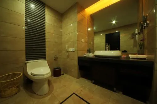 Xiongzhao Grand Hotel Weishan - Image 1
