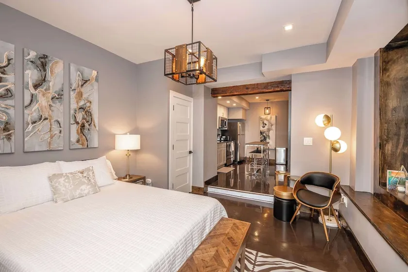 Luxury Mt. Adams Retreat - Image 1