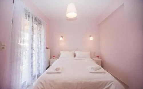 Olga Dova Apartments - Image 1
