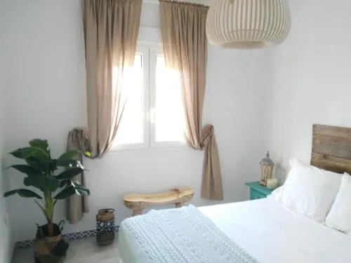 Precioso apartamento en primera línea de playa de la Barrosa - Image 1