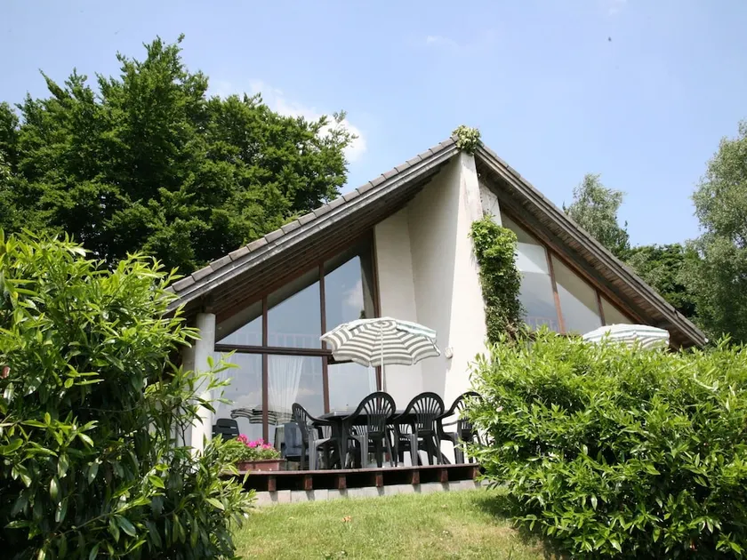 Beautiful Chalet Near the Forest in Malmedy - Image 1