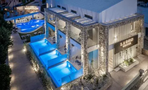 Lagoon Luxury Suites - Image 1