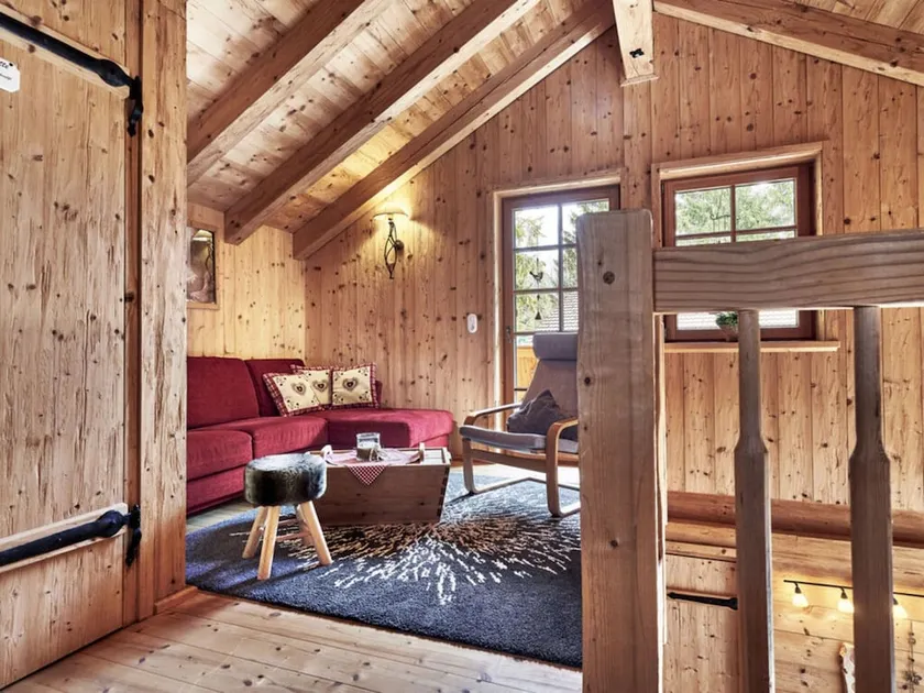 Felsenhutte Modern Retreat - Image 1