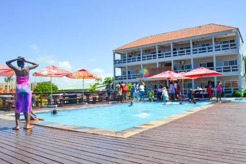 Ponta View Hotel - Image 1