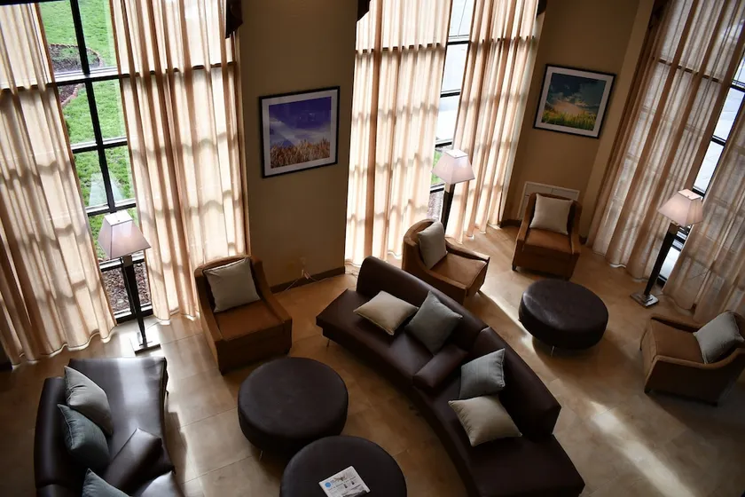Candlewood Suites Grand Rapids - Image 1