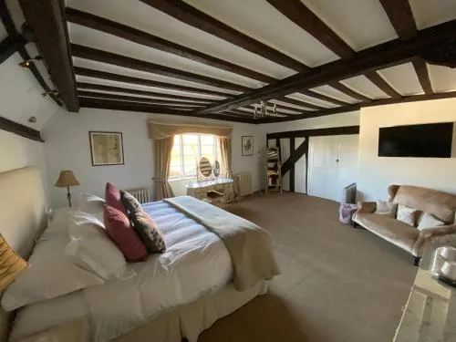 Prested Hall - Image 1