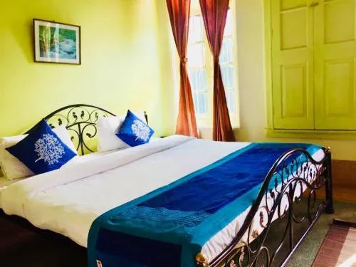Shovashray Guest House - Image 1