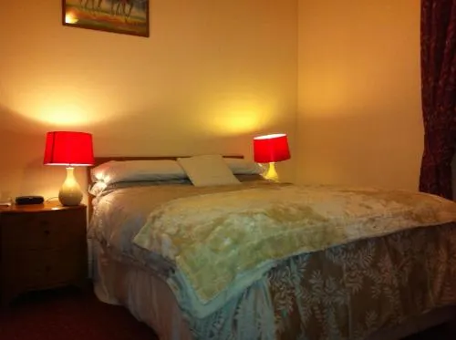 The Blue Door Bed & Breakfast - Image 1