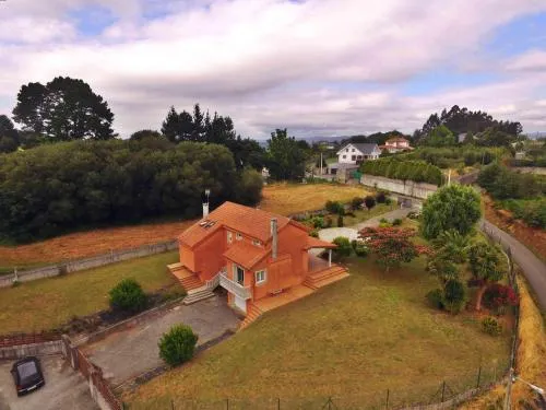 Casa Bergondo - Image 1