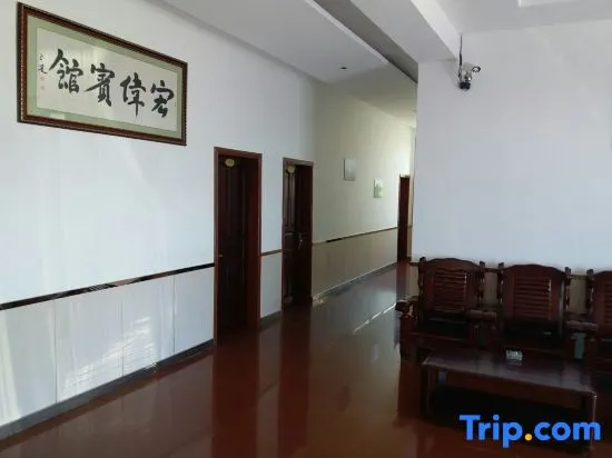 Jingpo Lake Minghu Shengjing Hotel - Image 1