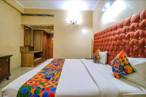FabHotel Conclave Executive - Image 1