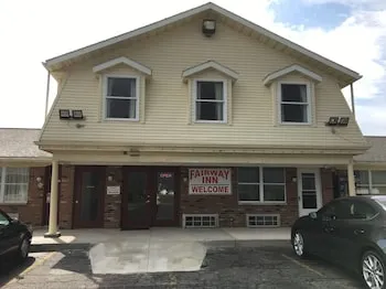 Fairway Inn - Image 1