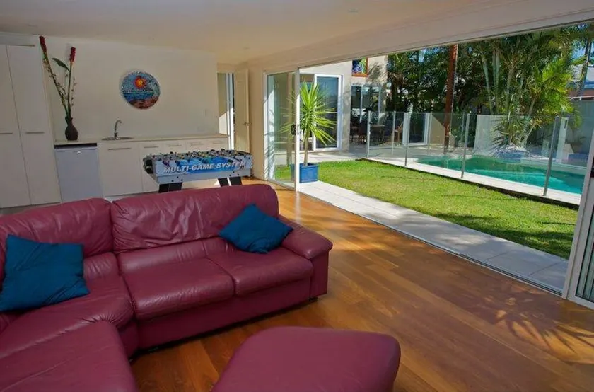Adelong Crescent 11 - Image 1