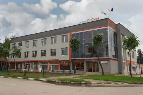 Provans Hotel - Image 1