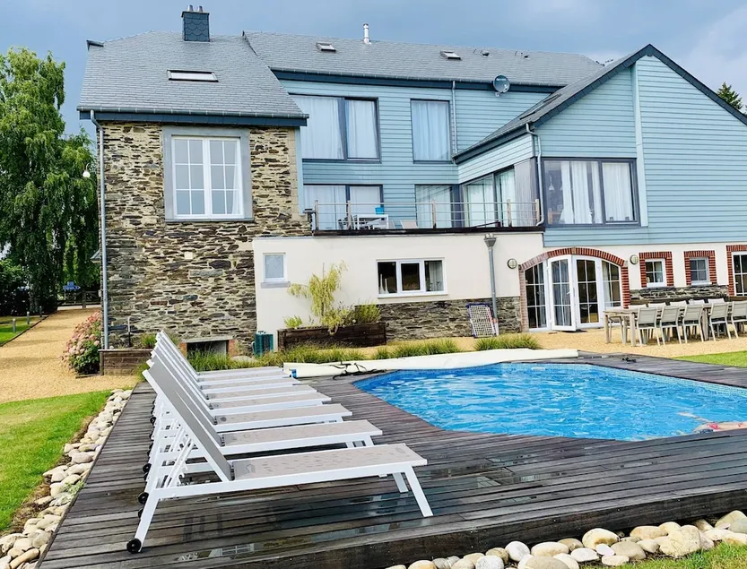 Nice House With Swimming Pool, Pleasantly Renovated - Image 1