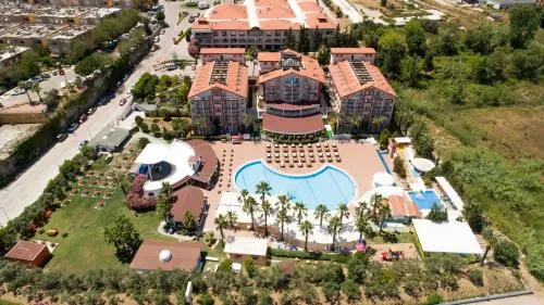 Side West Resort - Image 1