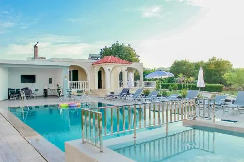 Gk Holiday Home - Image 1
