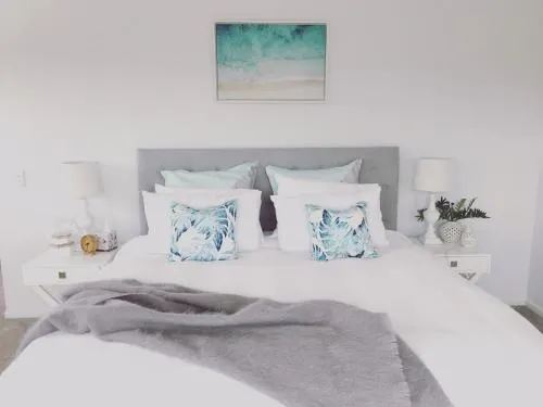 Cove Place Retreat - Luxury Accommodation Phillip Island - Image 1
