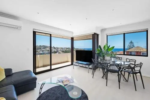 Coogee Brook Street - Image 1