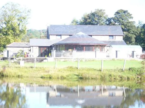 The Countryman Inn - Image 1