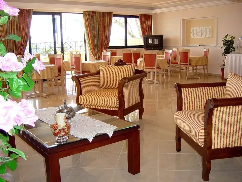 Florena Hotel - Image 1