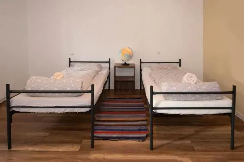 Zen Hostel by Pura Vida - Image 1