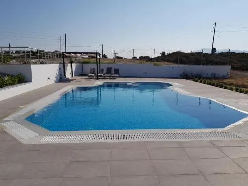 Neptune Holiday Home - Image 1