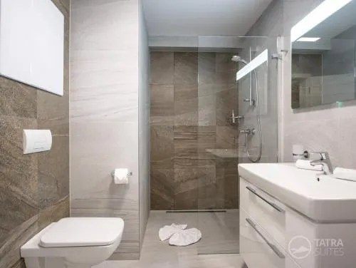 Luxury Studio A305 - Image 1