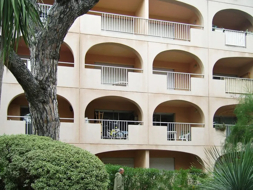 Apartment rue de la Mediterranee - Image 1