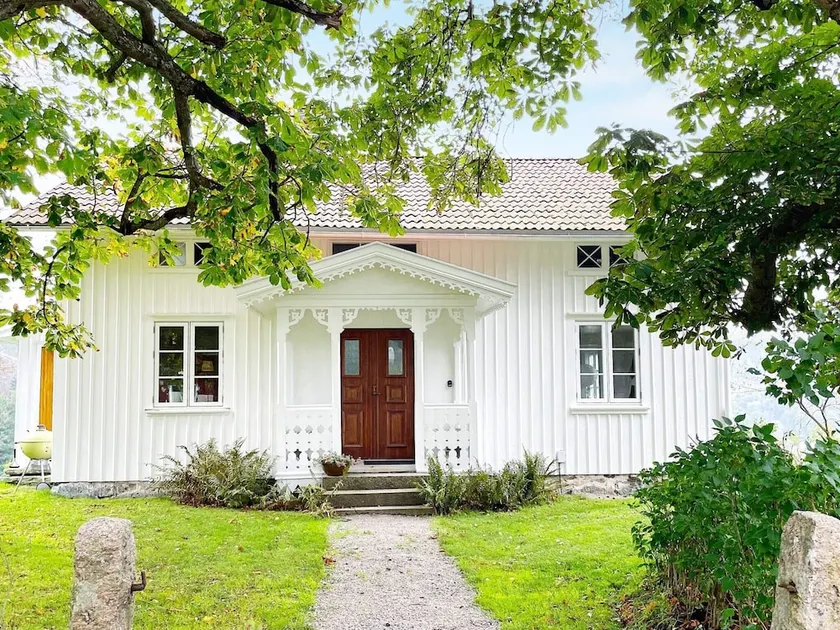 7 person holiday home in UDDEVALLA - Image 1