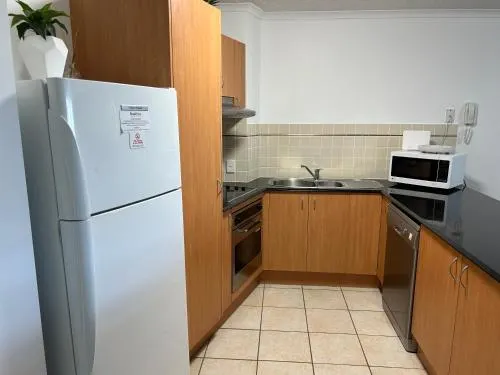 Prime Position – Dream Holiday Unit in Caloundra!! - Image 1