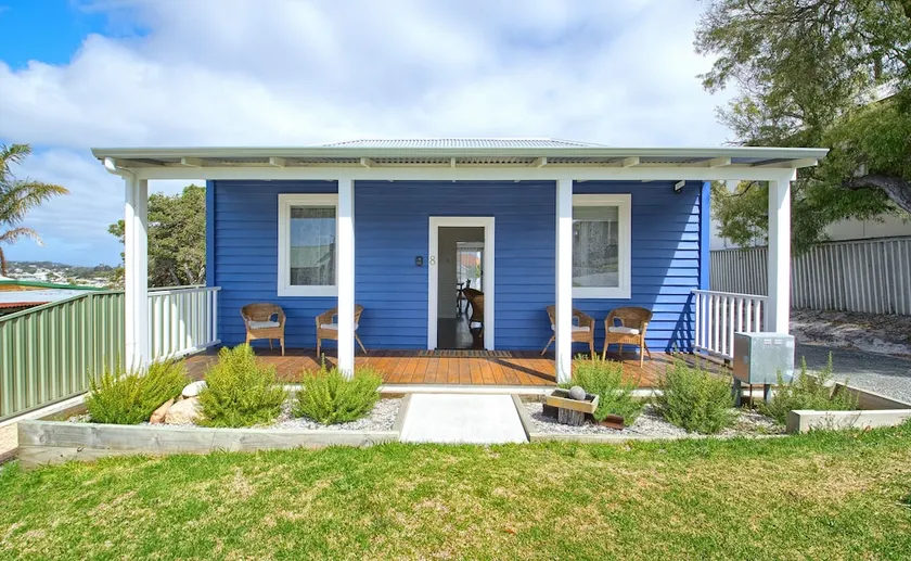 Jeffries Cottage - Image 1